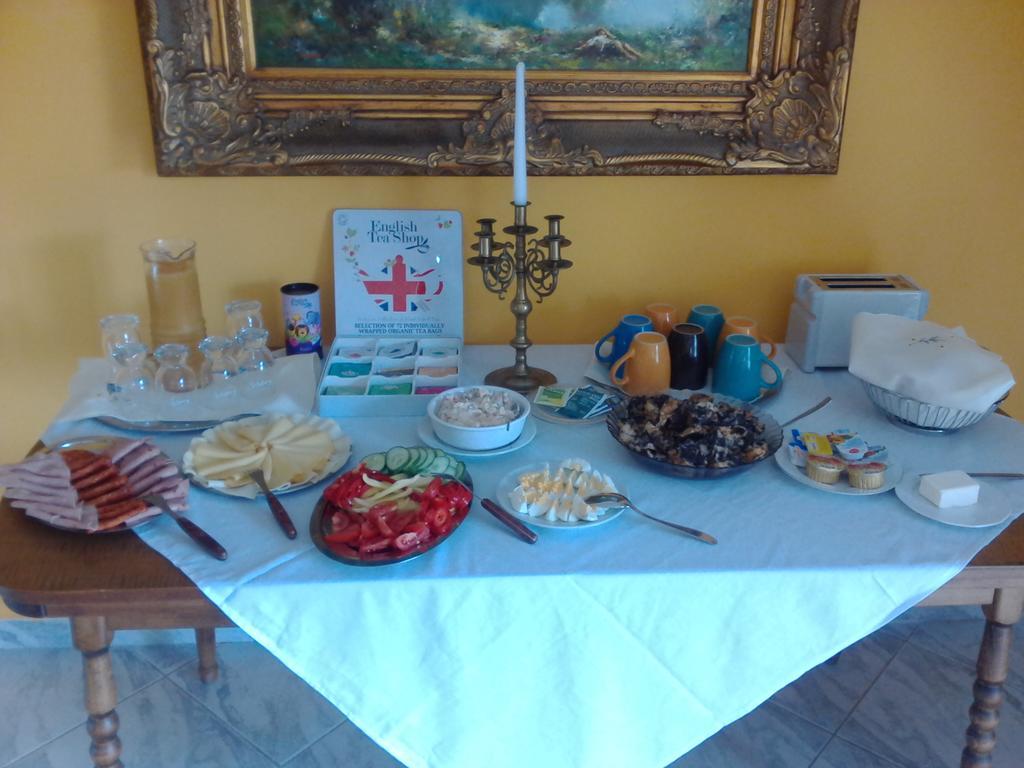 Kristaly Apartman Bed and Breakfast Hévíz Esterno foto