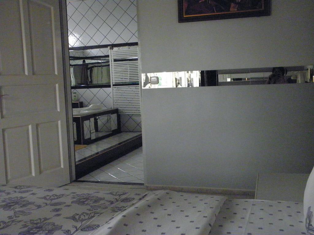 Kristaly Apartman Bed and Breakfast Hévíz Esterno foto
