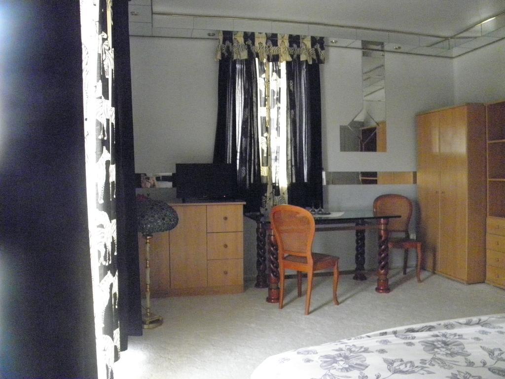 Kristaly Apartman Bed and Breakfast Hévíz Esterno foto